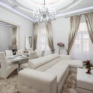 Opera Balkony Luxury With Free Parking Будапешт